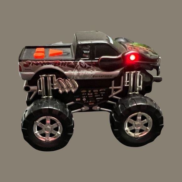 Toystate Road Rippers Light­ and Sound 25cm Monster Truck *WORKS* - Picture 4 of 5